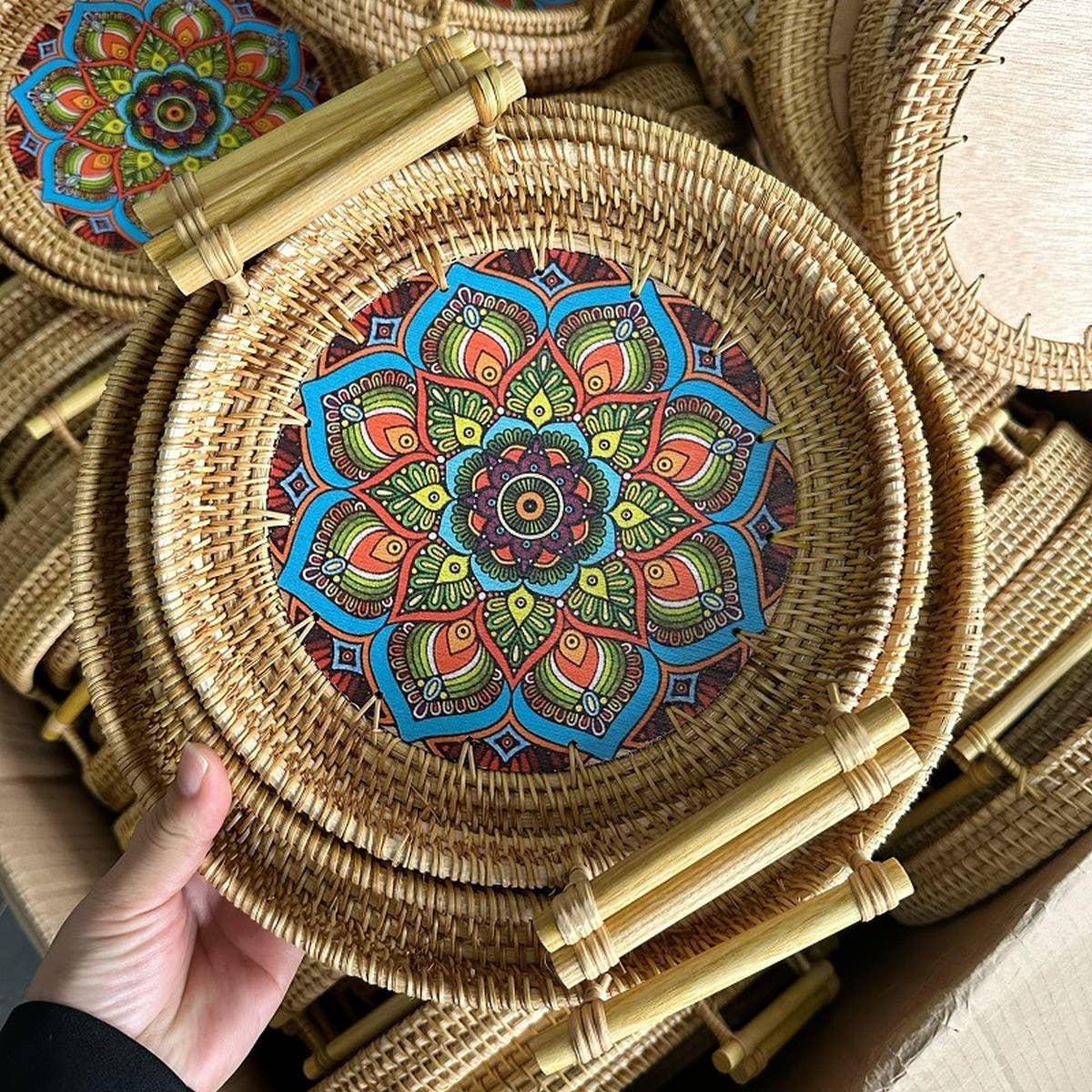 RATTAN WOVEN STORAGE BASKET ROUND TRAY_CWMM4536