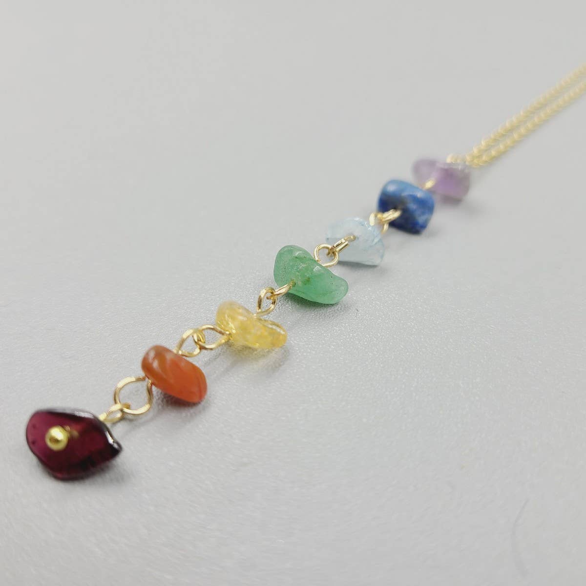 NATURAL CRYSTAL COLORED NECKLACE