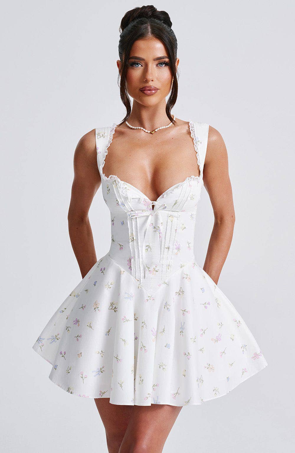 Lace-panel sexy halter bodycon backless dress