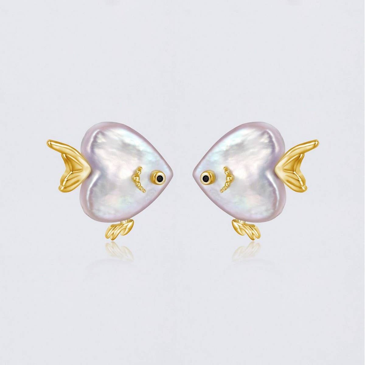 Design Natural Pearl Heart Fish Earrings