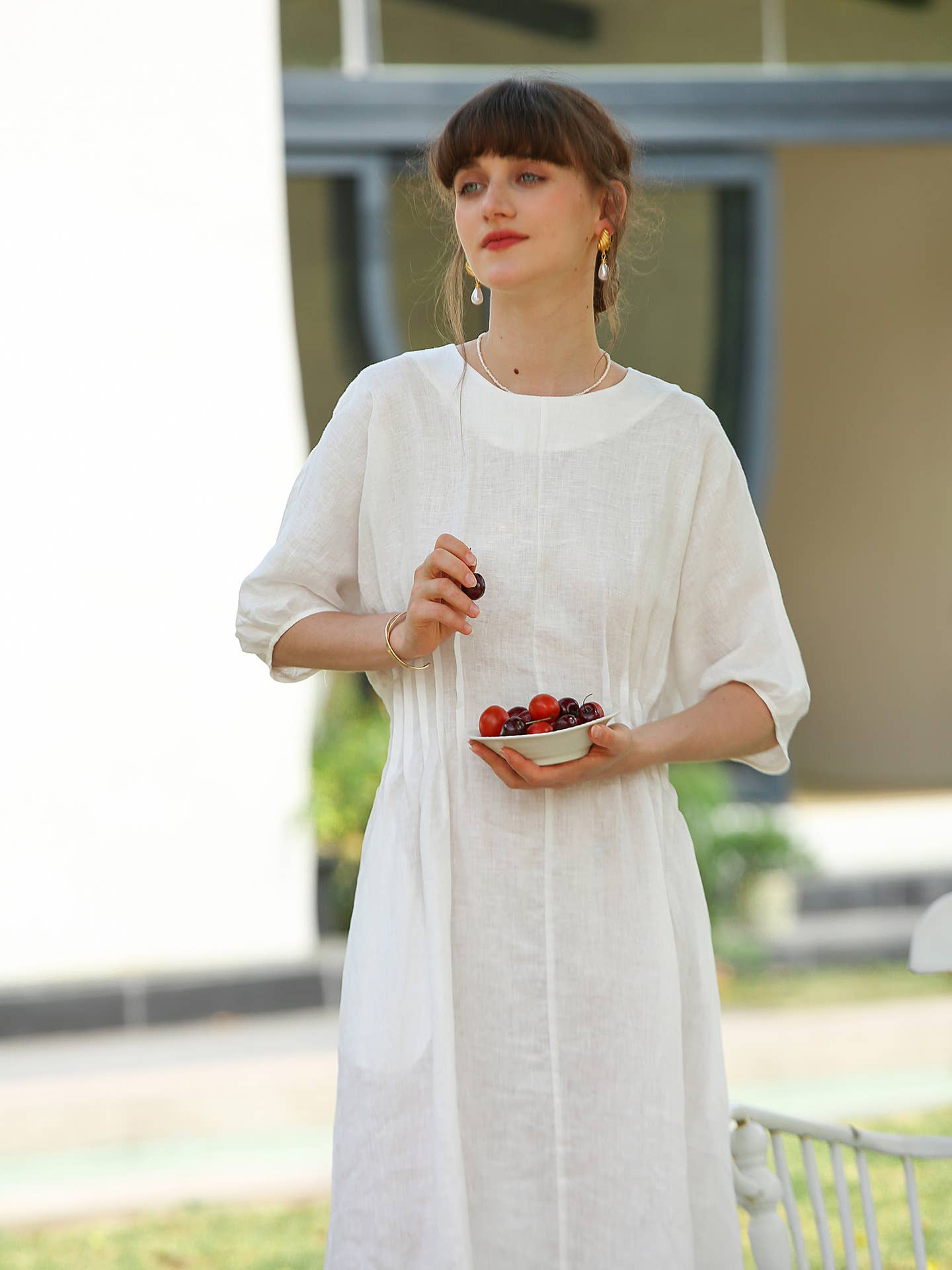 Temperament pleated solid color waist dress