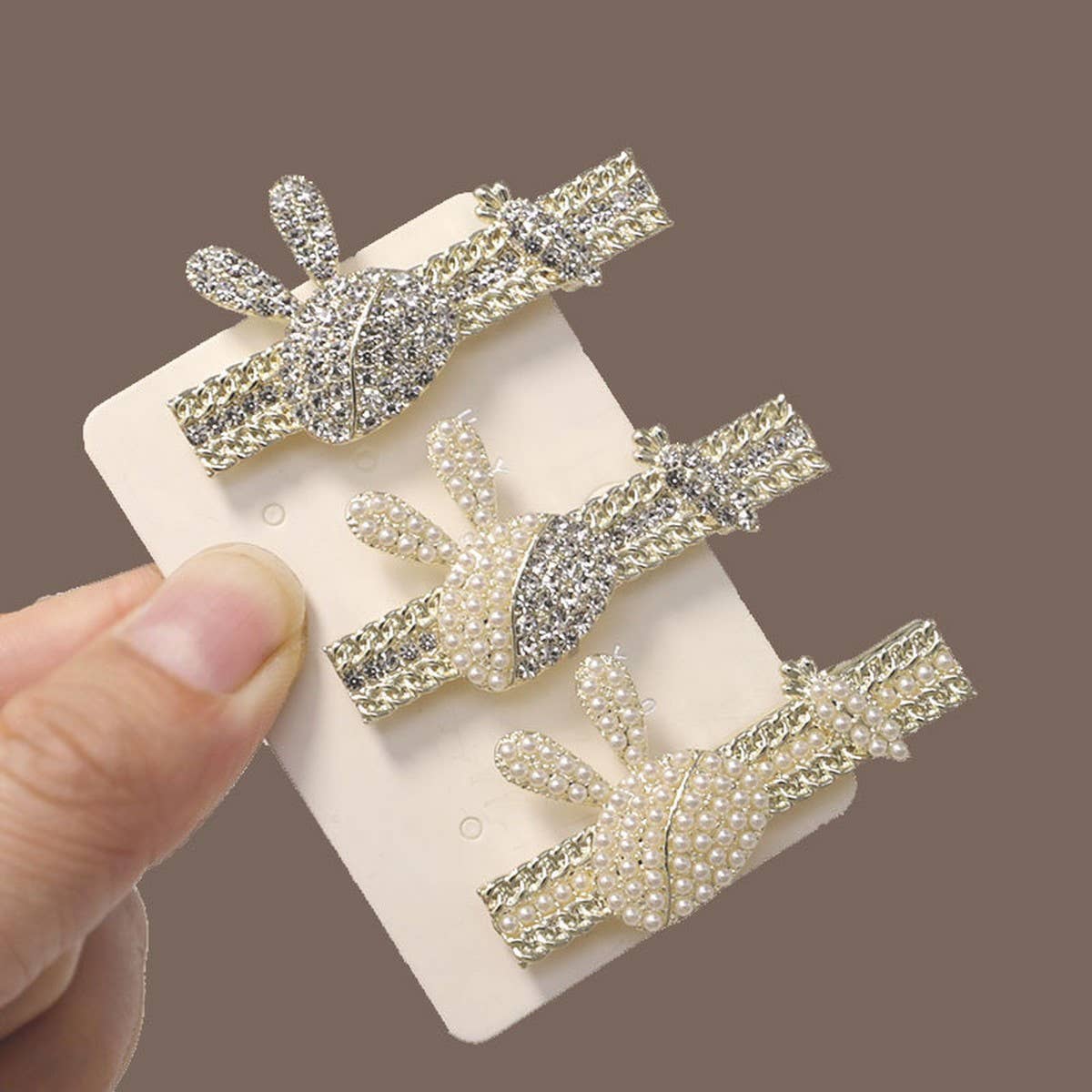 RHINESTONE CUTE RABBIT CARROT DUCKBILL HAIRPIN