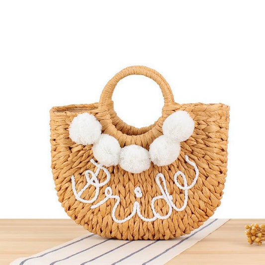 CUTE FUR BALL PORTABLE STRAW BAG_CWAB2101