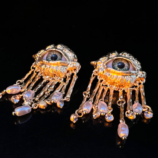 VINTAGE DEVIL'S EYE TASSEL STUD EARRINGS