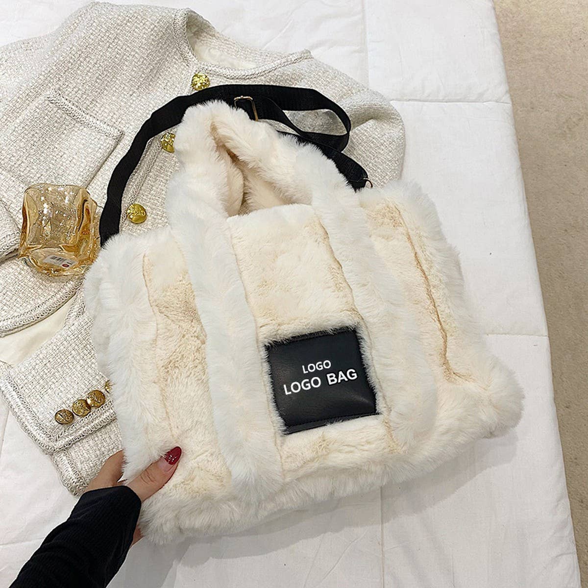 WINTER IMITATION RABBIT FURLARGE CAPACITY PLUSH BAG_CWAB3926