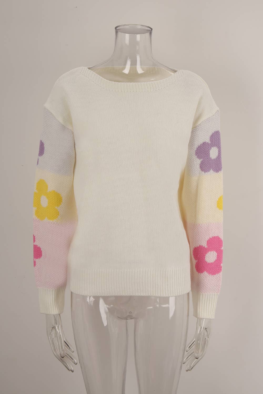 KNIT SWEATER WITH FLORAL SLEEVES AND A LINE NECK