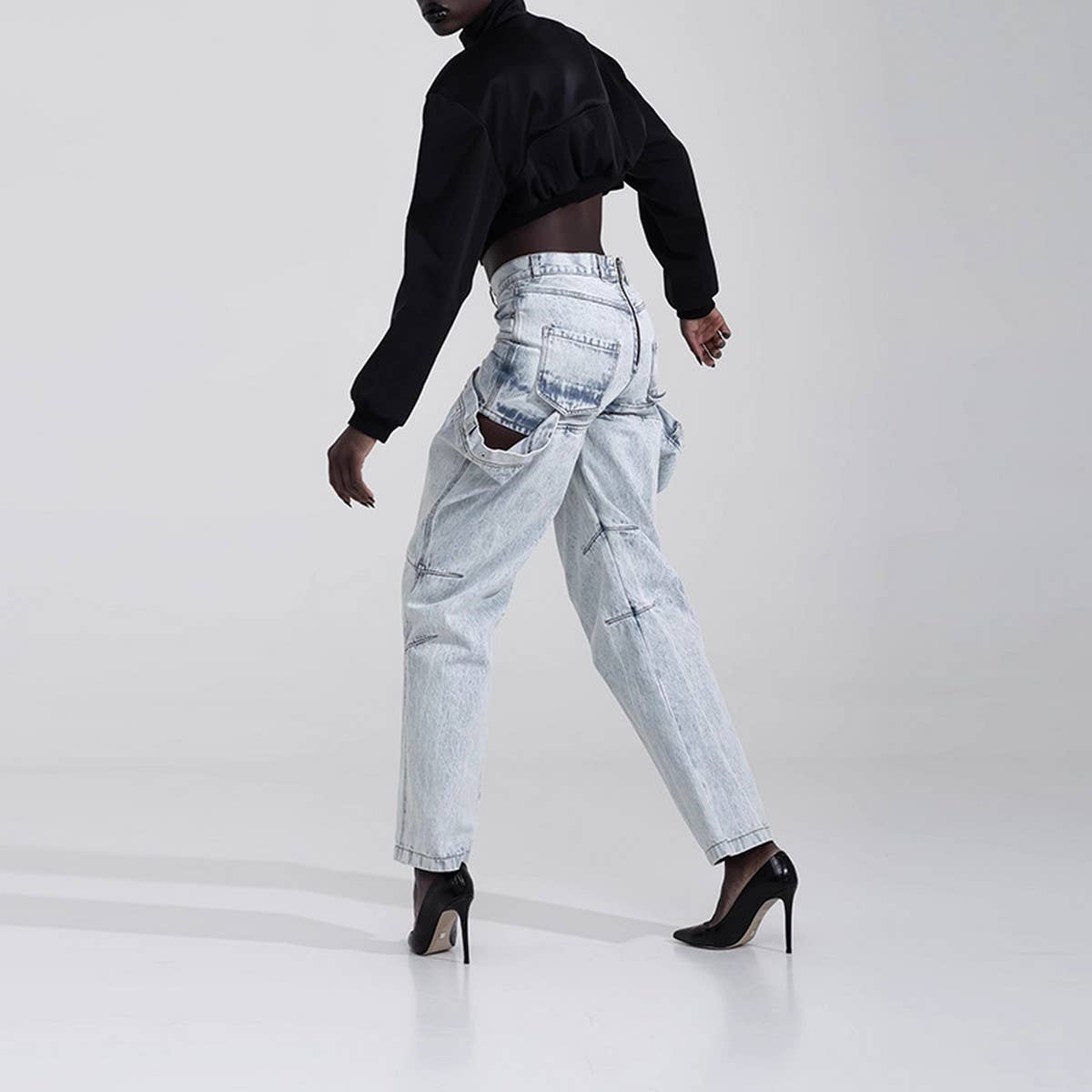 WOMENS LIGHT COLORED CASUAL JEANS