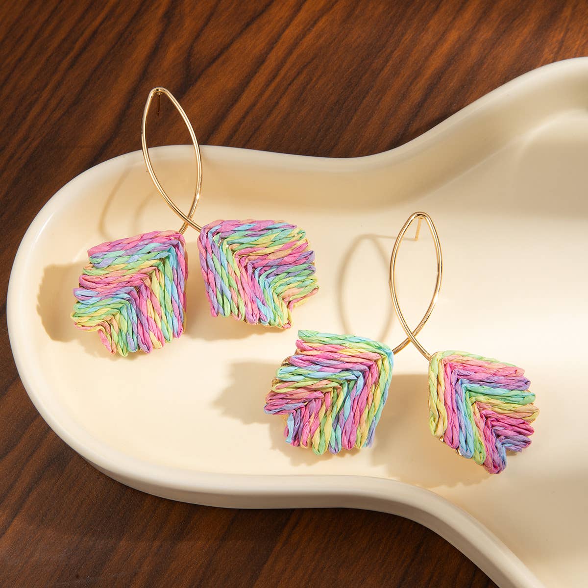 Colorful woven trendy texture line leaf earrings