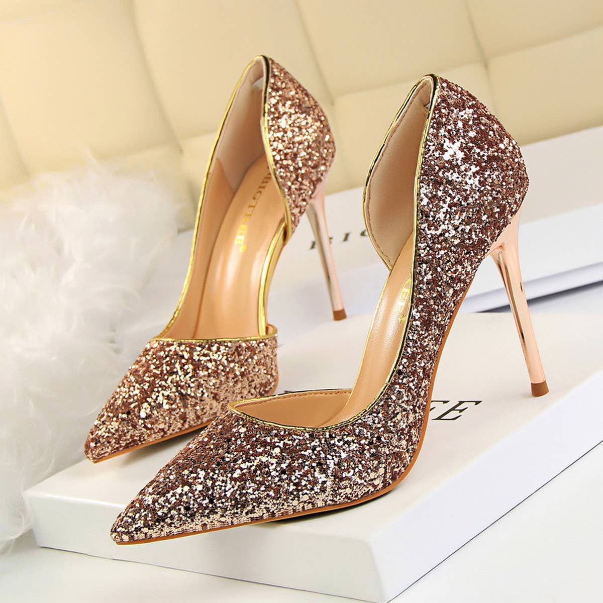 WOMEN POINTY SIDE HOLLOWED SEQUINED HIGH HEELS