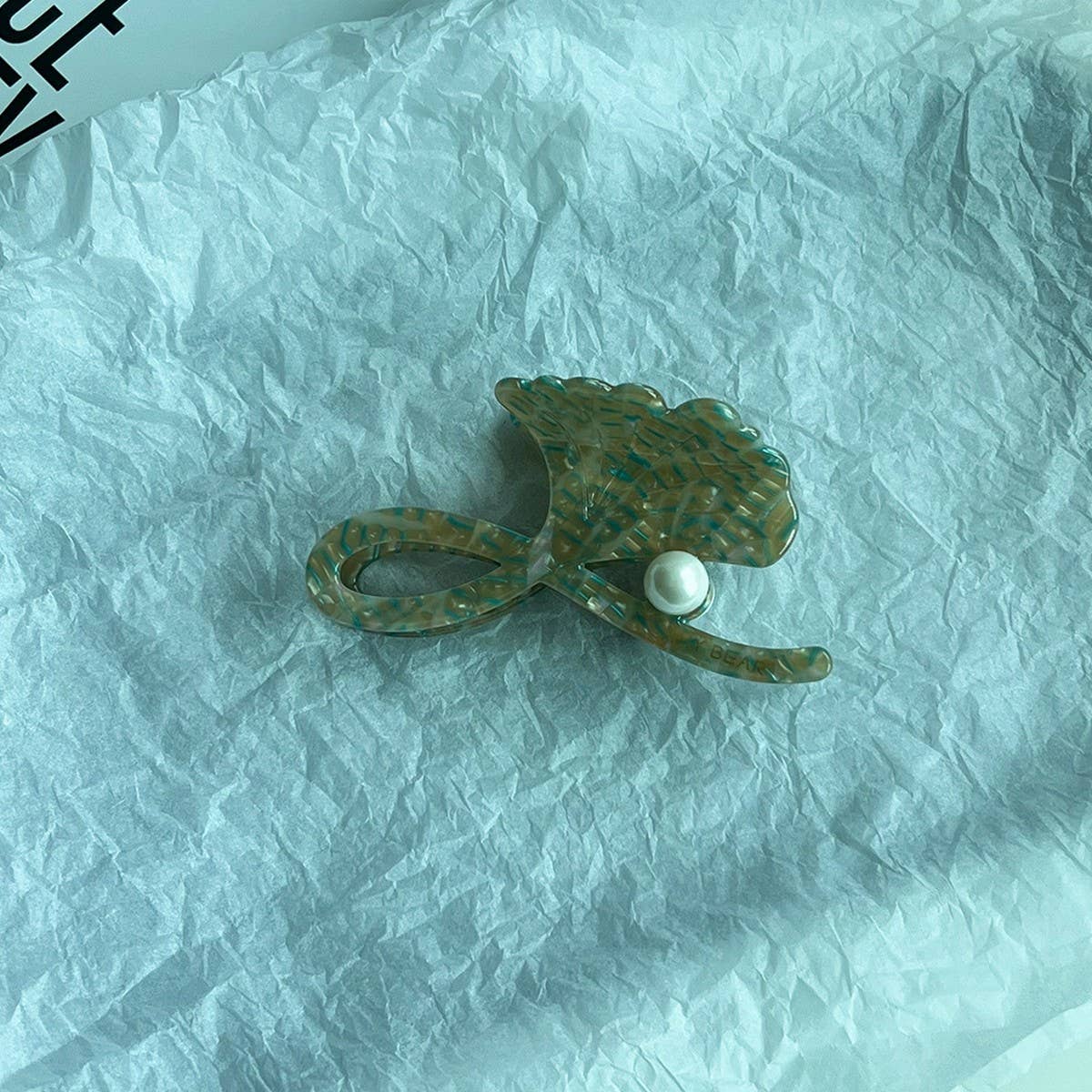 Maple Leaf Pearl Acetate Hair Claw Elegant Clip