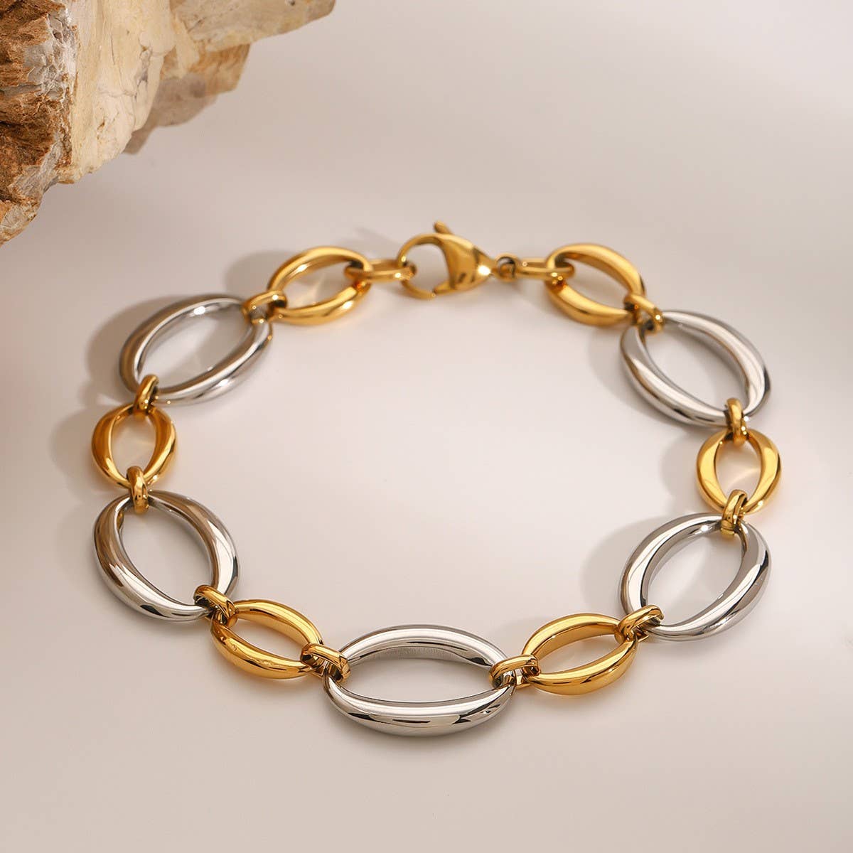 Stylish Two-Tone Titanium Steel Chain Bracelet_CWAJE4790