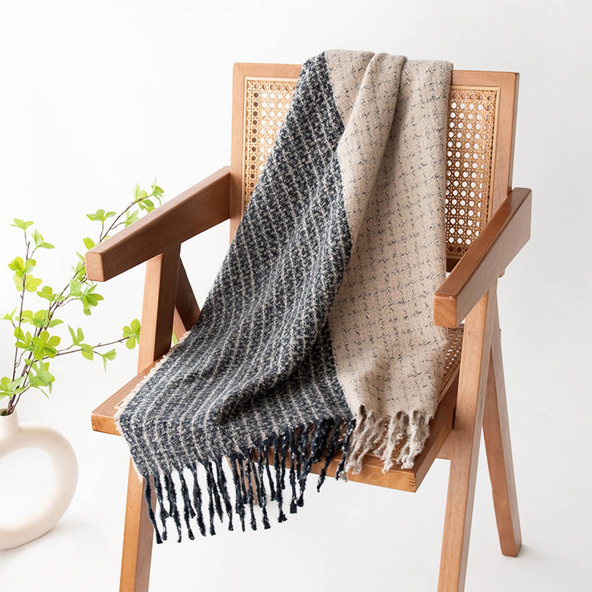 Soft Plaid Scarf - Vintage Tassel Women's Wrap_CWASC1001