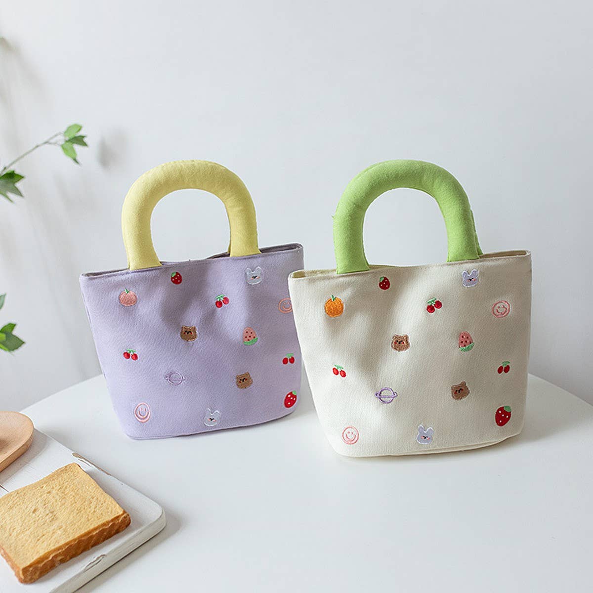 Original Colorblock Embroidered Canvas Tote_CWAB5592