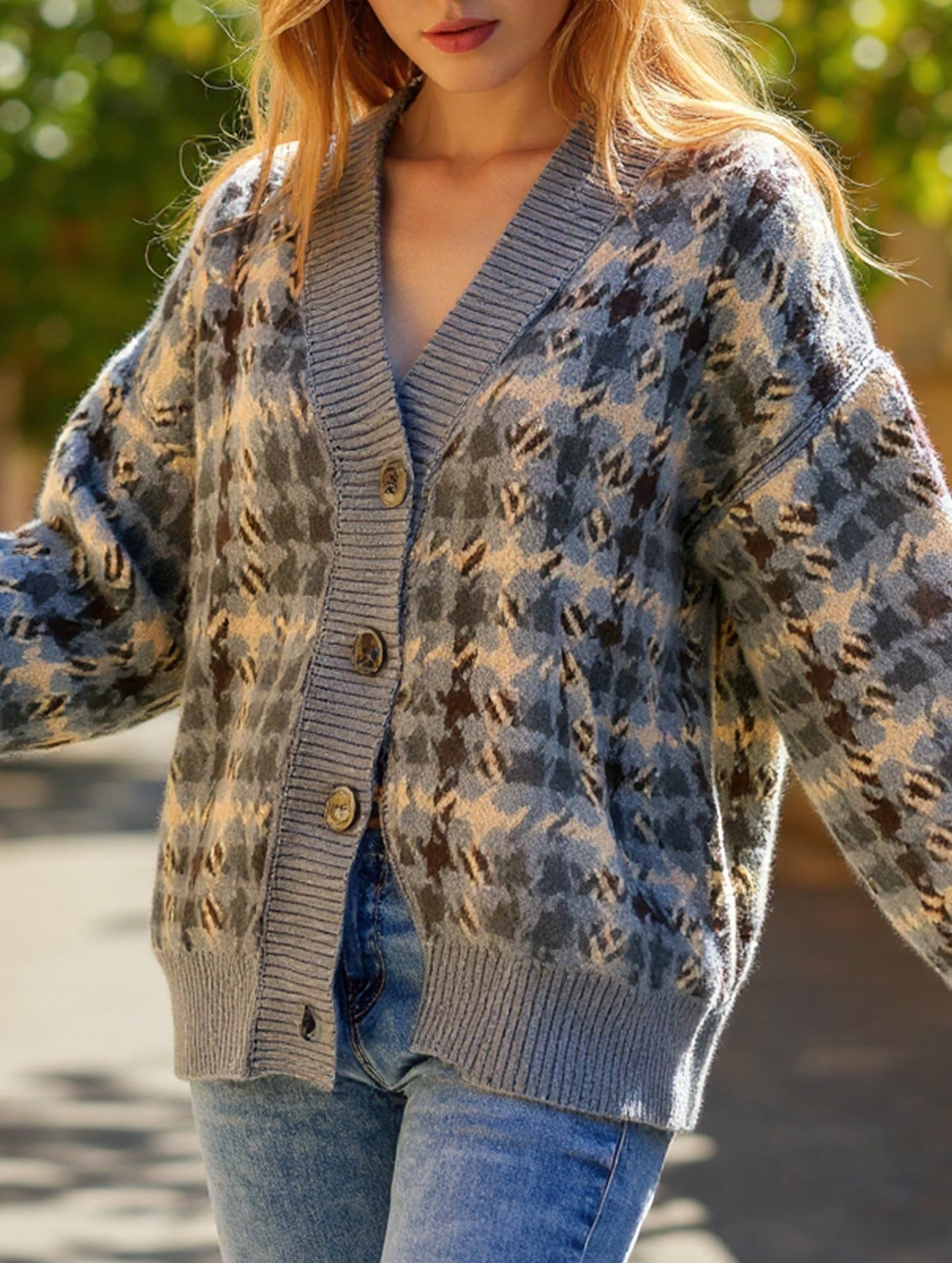 Loose button plaid color-blocking cardigan