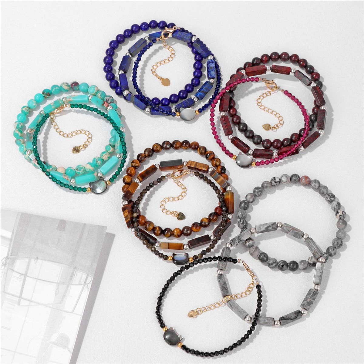 CWAJE4229_STONE BEADS SHELL CAT HEAD THREE-PIECE BRACELET