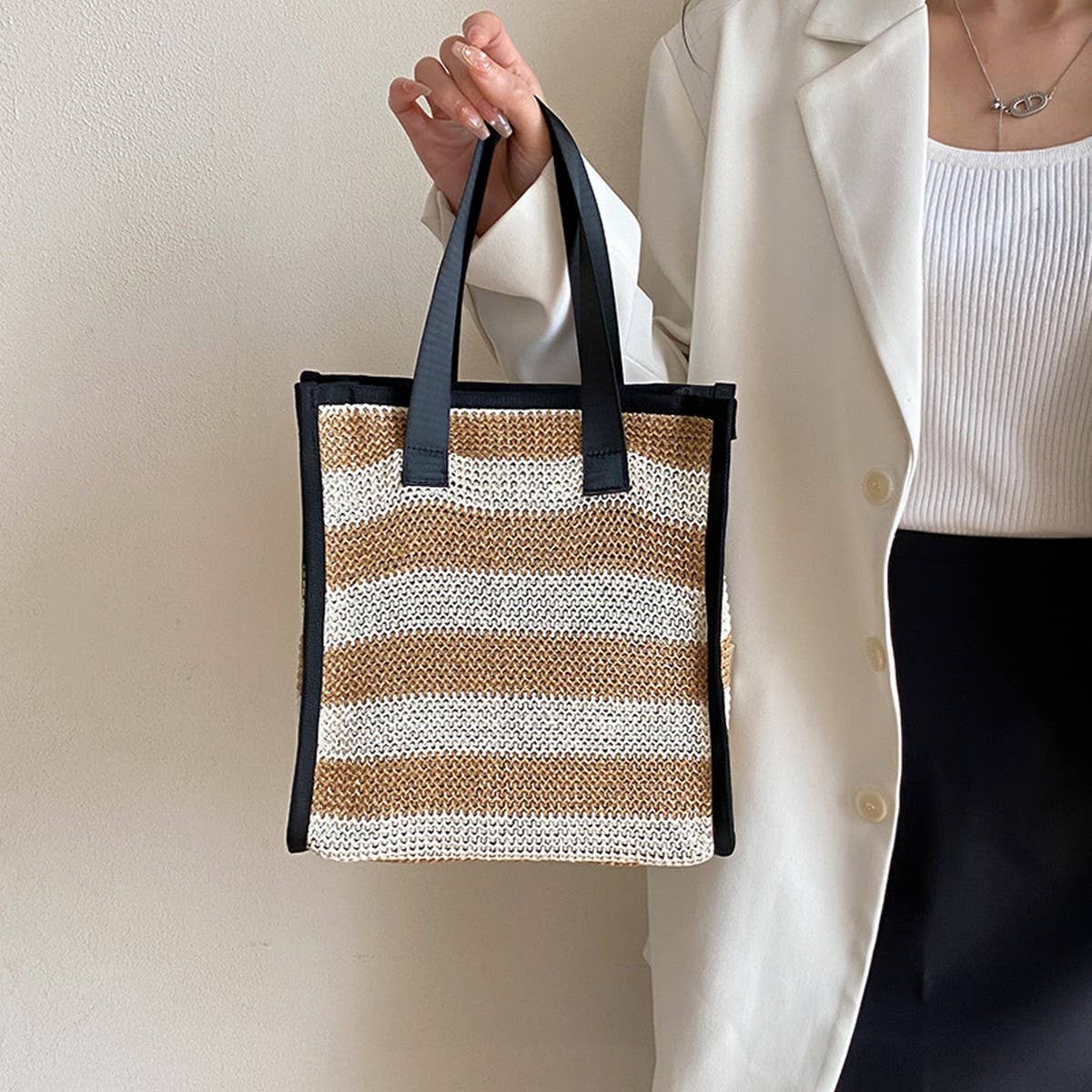 NEW STRAW SIMPLE HAND-HELD BROWN COSMETIC BAG_CWAB4454