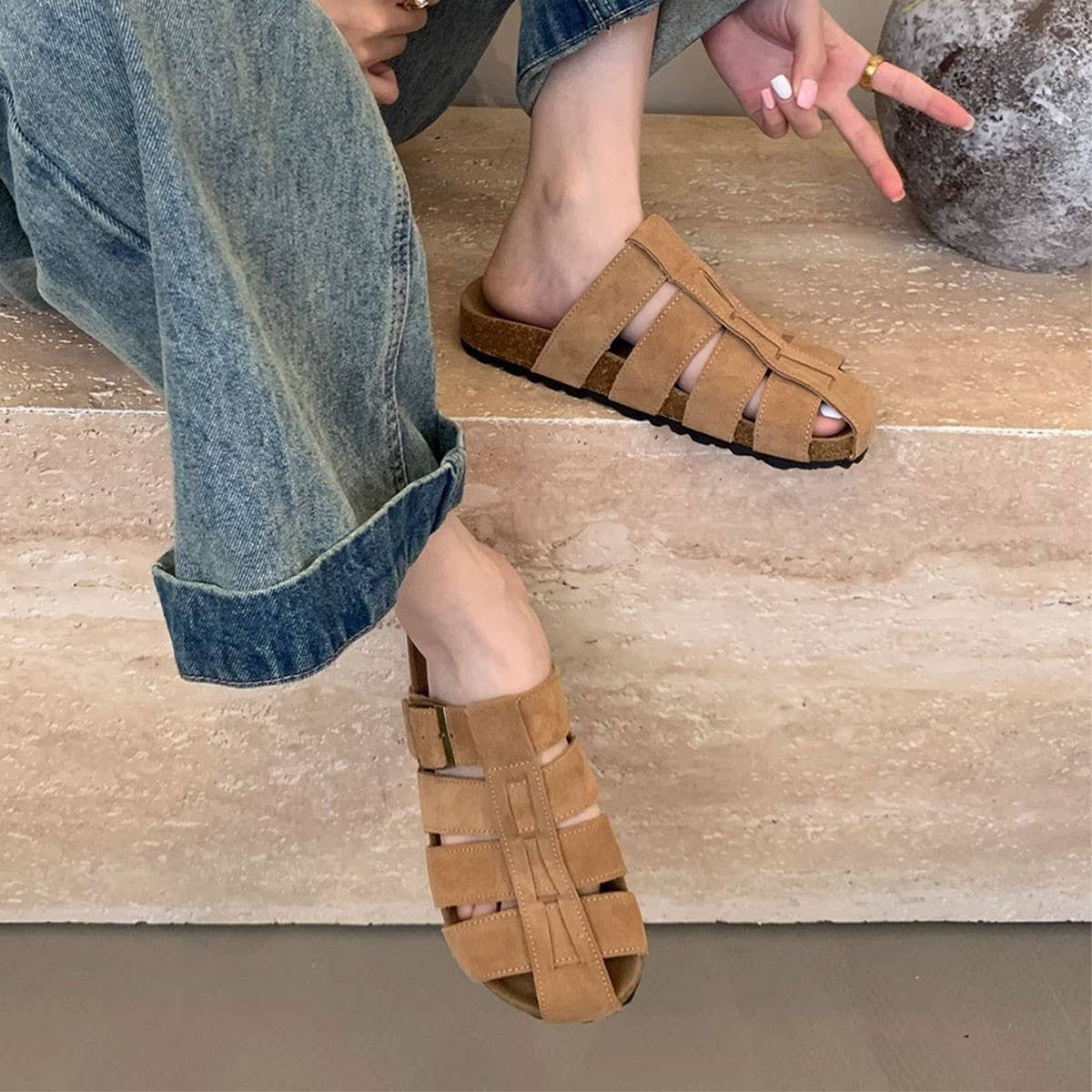 Leather Closed Toe Slip-On Flat Mule Sandals_CWSHF0151