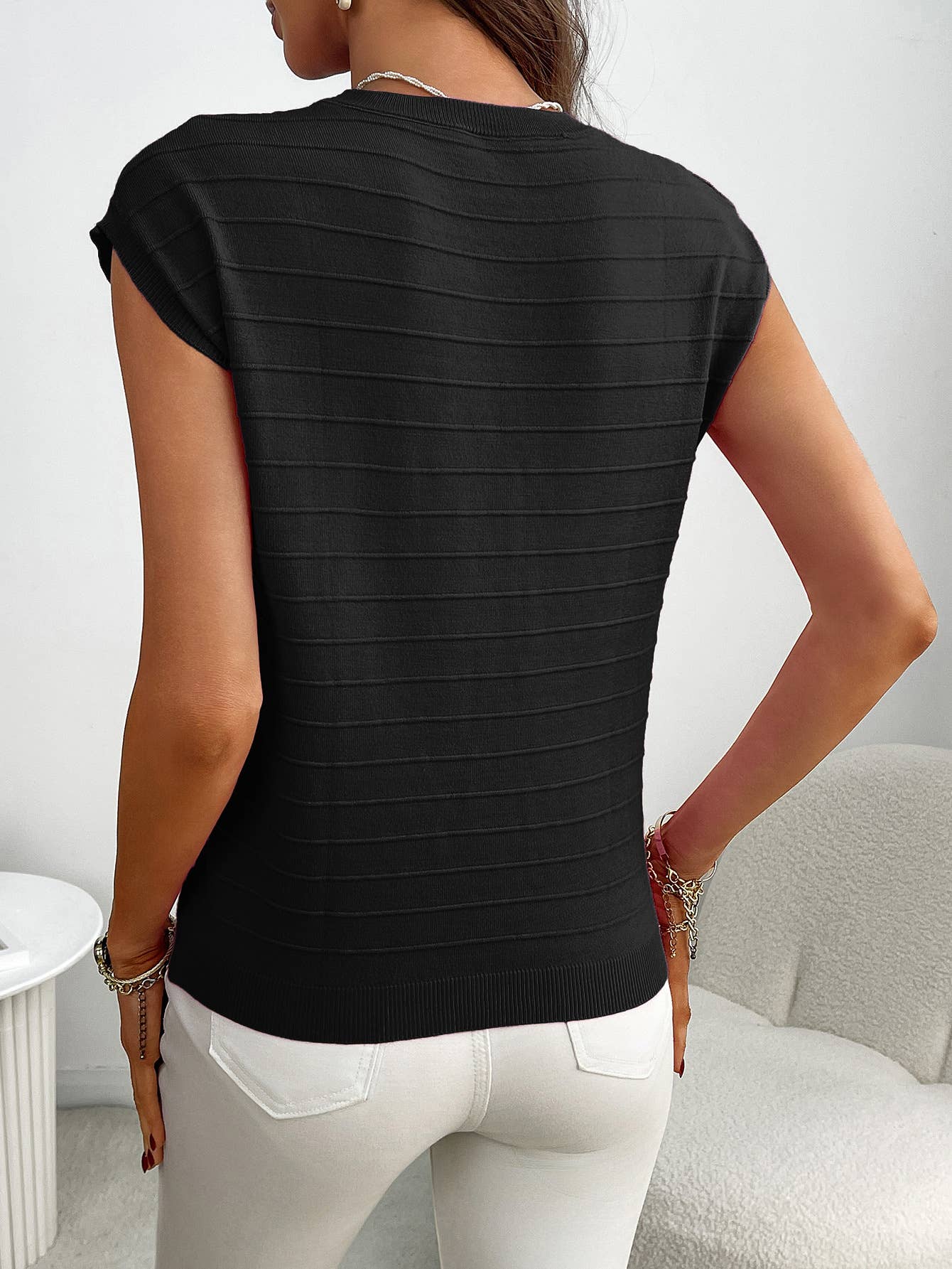 Short-sleeved round-neck striped knitted sweater