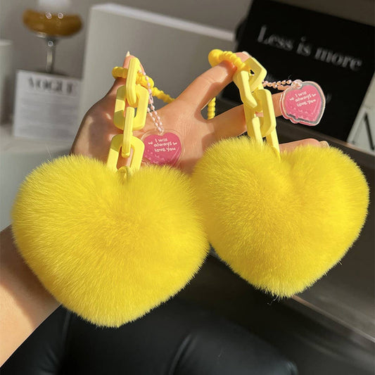 CREATIVE AND EXQUISITE LOVE HEART CHAIN KEYCHAIN