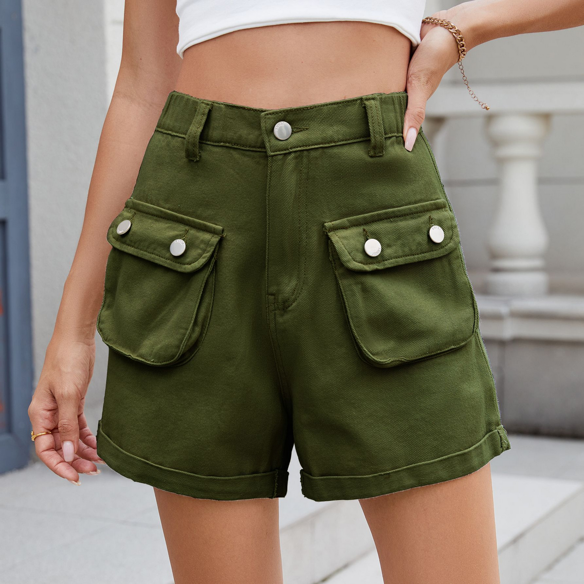 Street Style Denim Shorts with Functional Pockets_CWJS0325