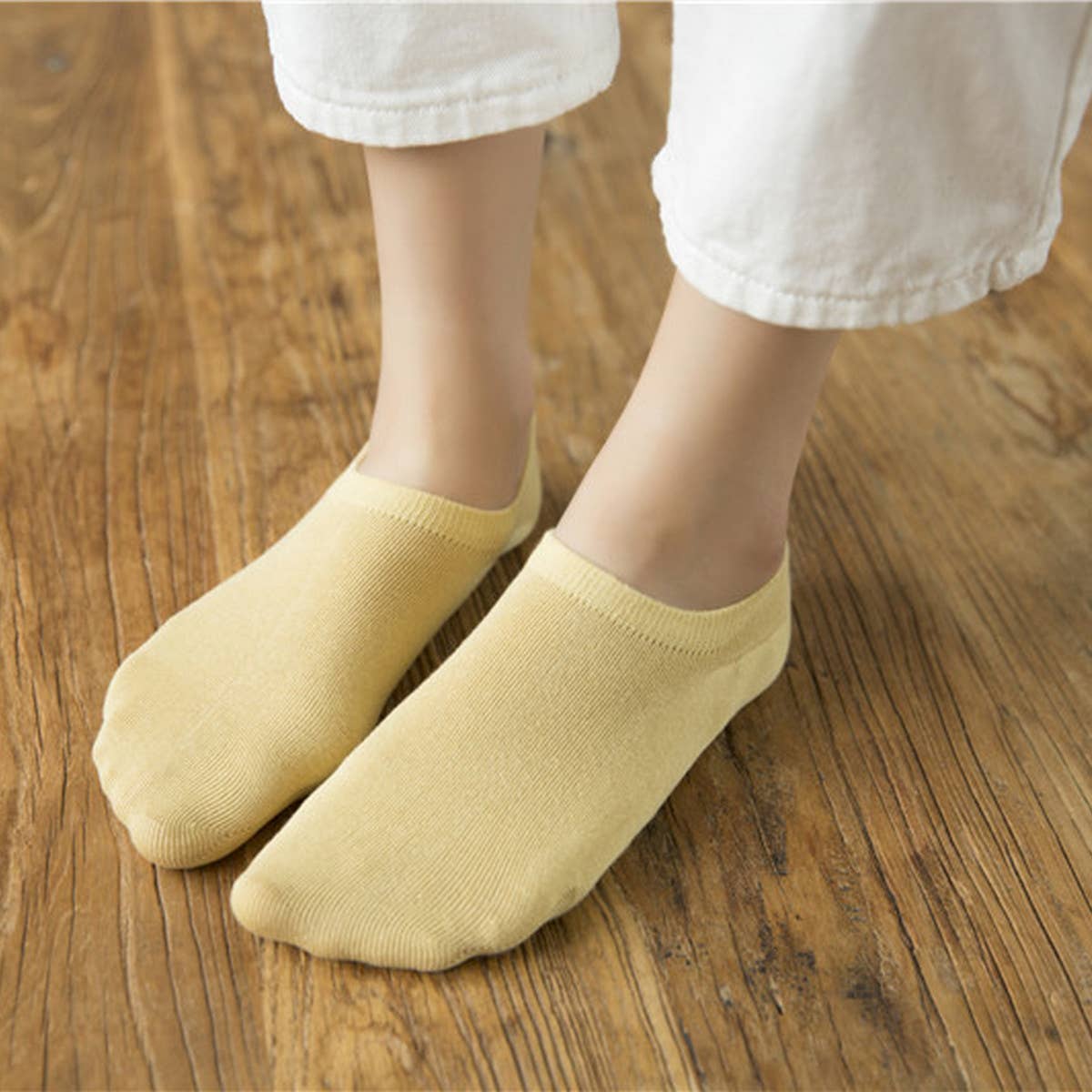 WOMEN SILICONE NON-SLIP INVISIBLE BOAT SOCKS