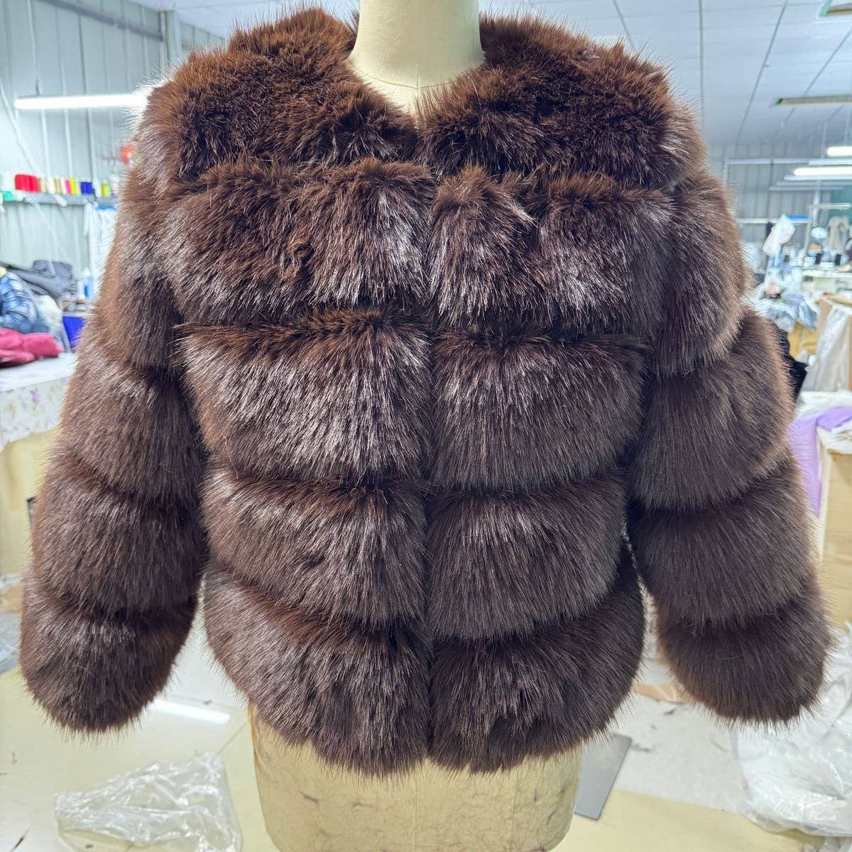 Women's Short Faux Fur Jacket Long Sleeve