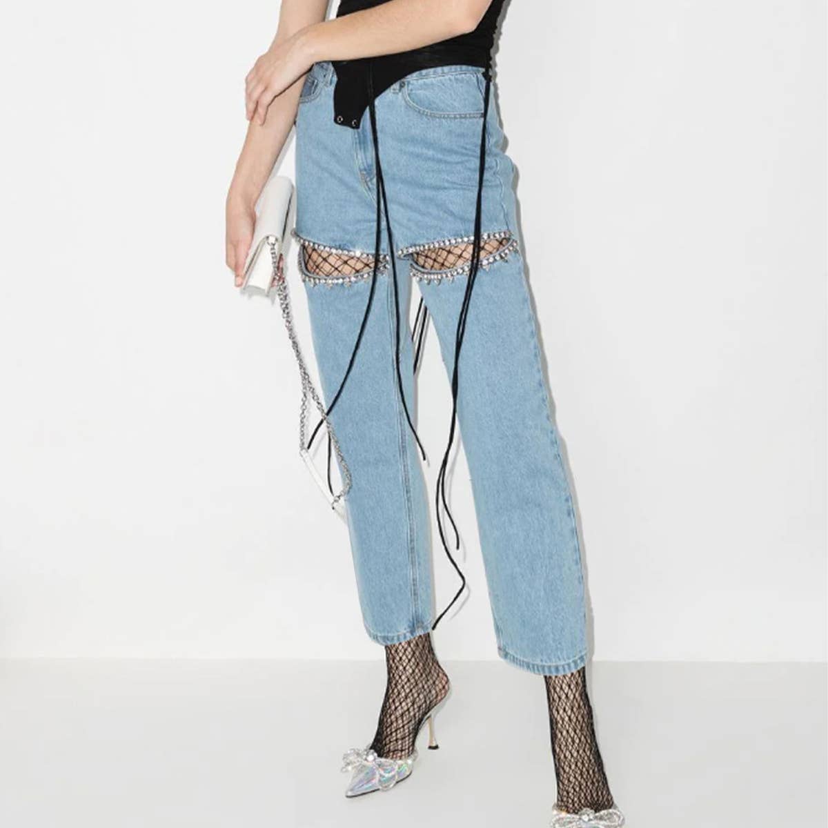 MID RISE STRAIGHT HOLLOW DIAMOND STUDDED JEANS