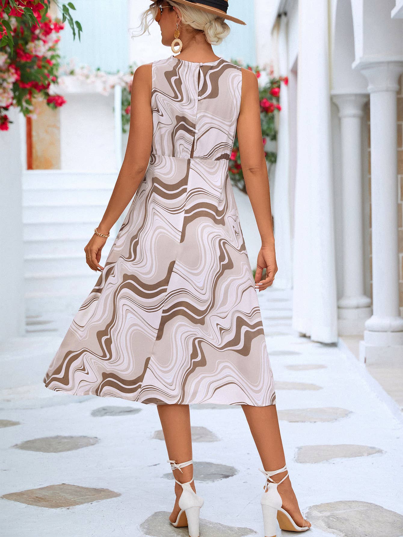 Abstract printed round-neck cinched waist dress