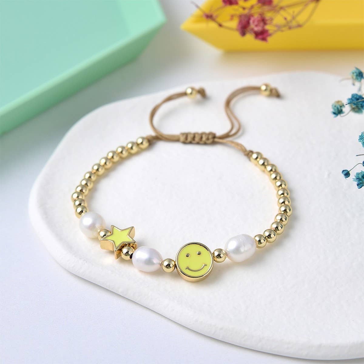 CWAJE4562_COLORFUL FIVE-POINTED STAR SMILEY FACE BRACELET