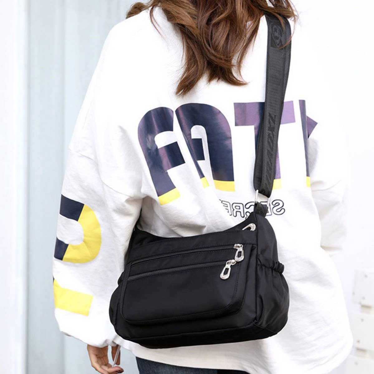 NYLON WATER-REPELLENT CROSSBODY SHOULDER BAG_CWASC1744