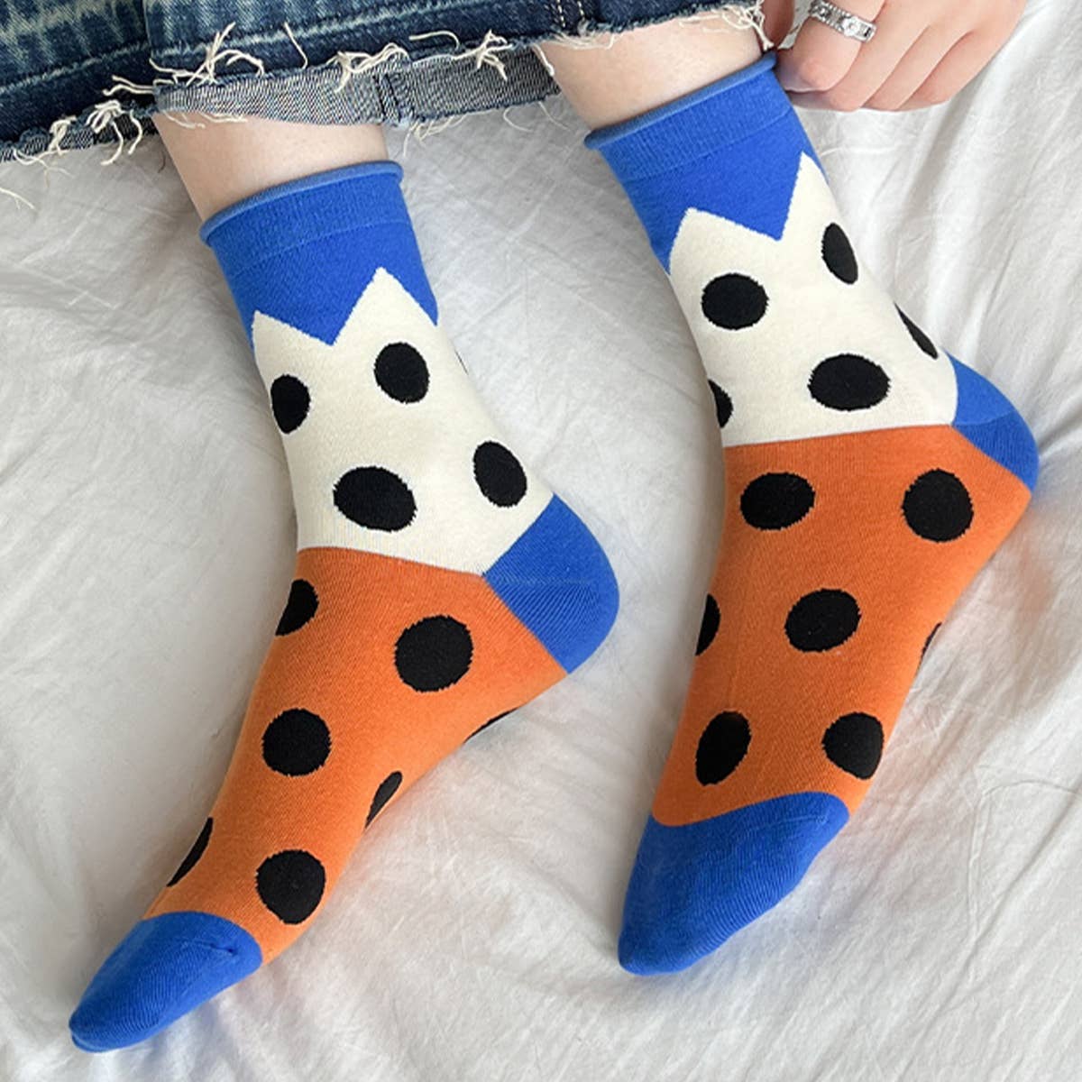 ALL-SEASON PURE COTTON MID-TUBE POLKA DOT SOCKS_CWMS0535