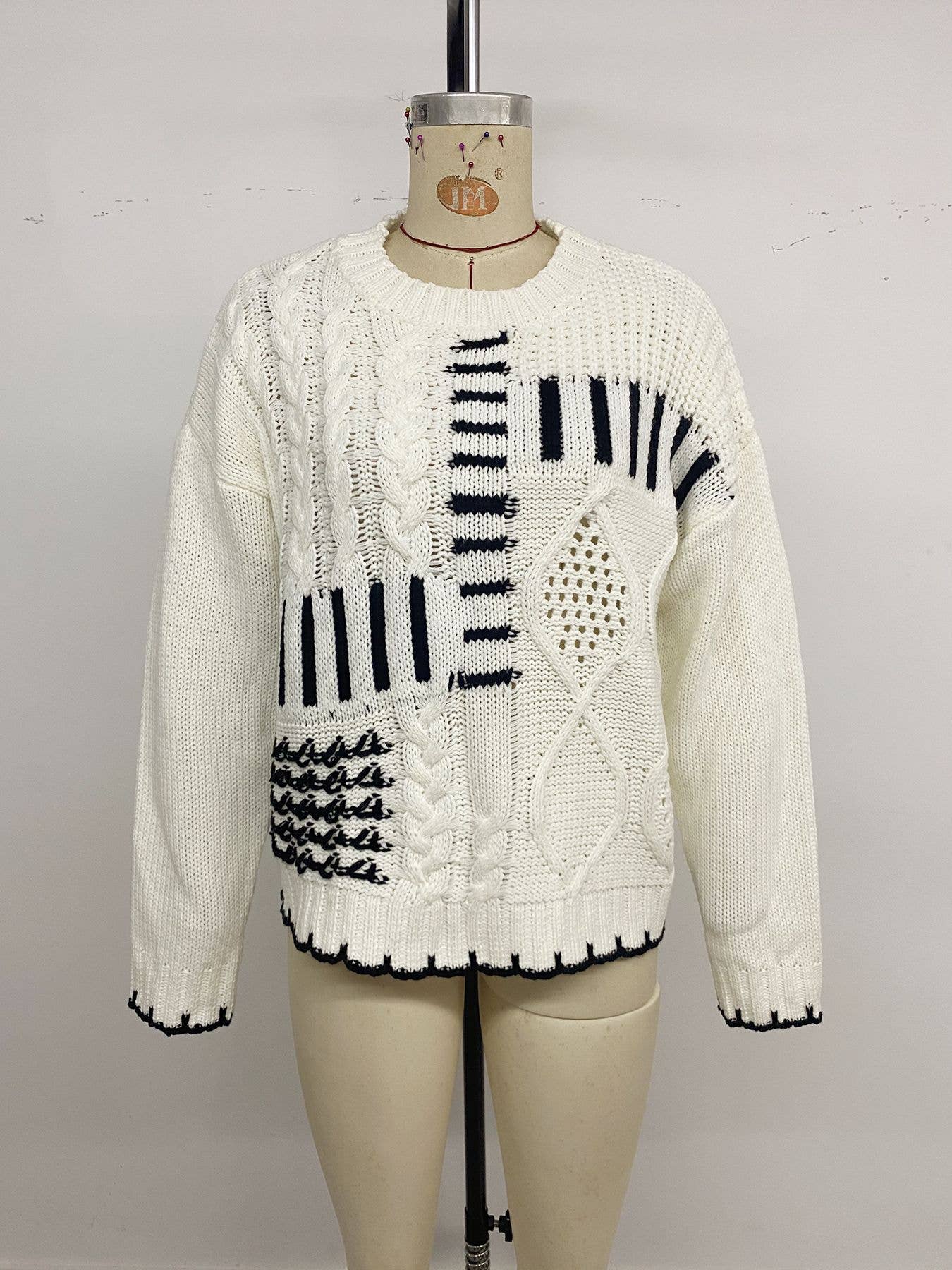 Round-neck striped line color-blocking sweater