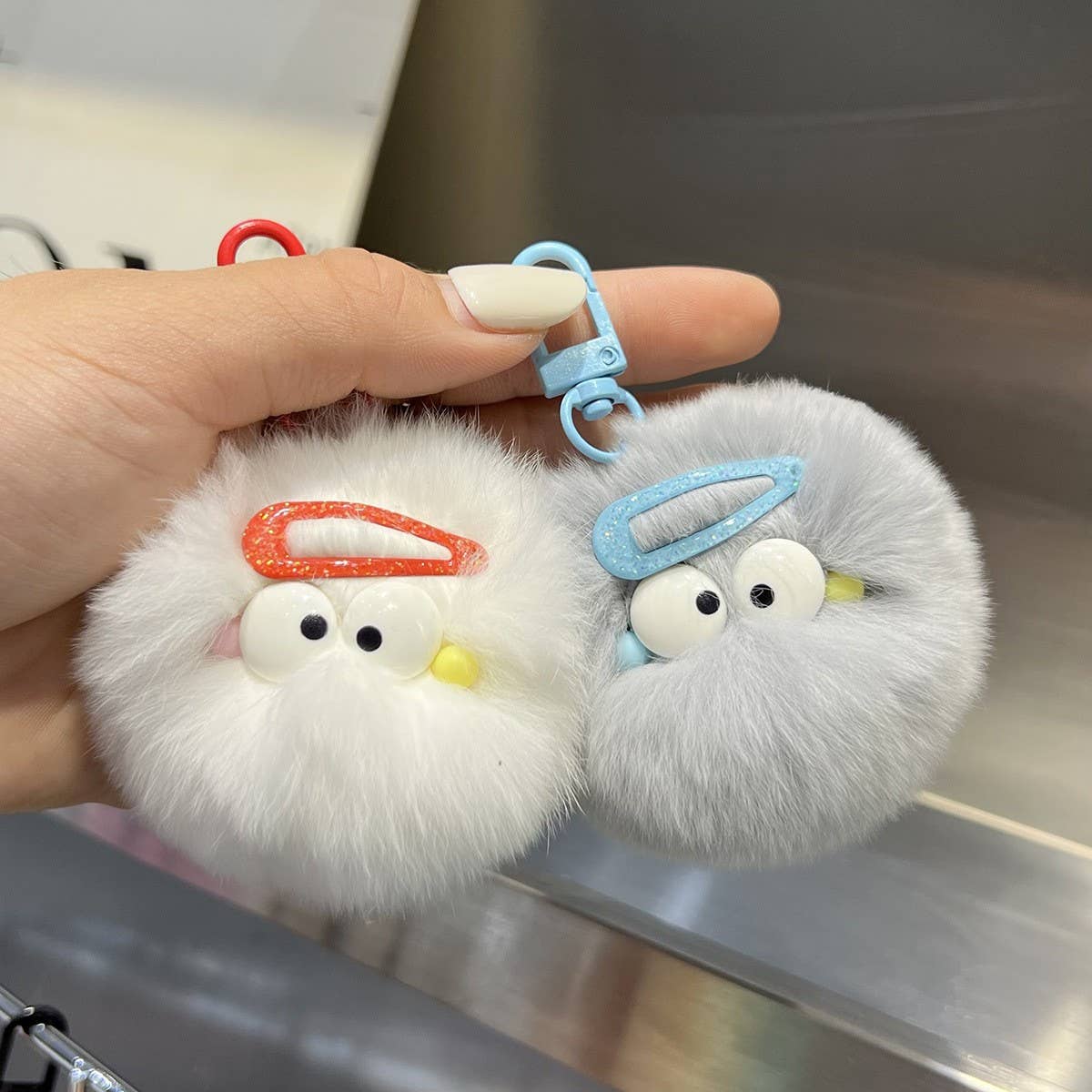 CUTE HAIRPIN SMALL FUR BALL KEYCHAIN PENDANT