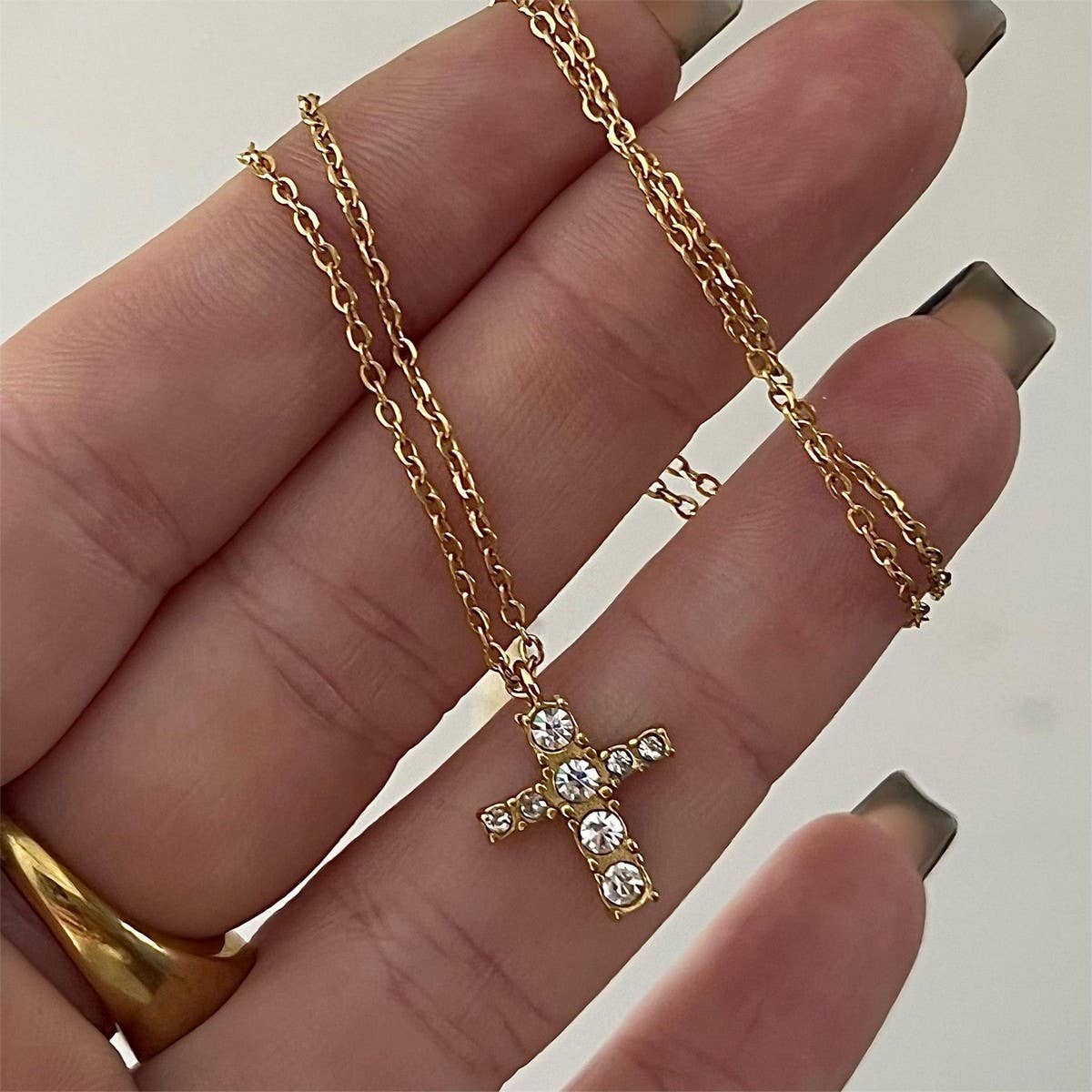 Creative Retro Cross Zircon Pendant Necklace