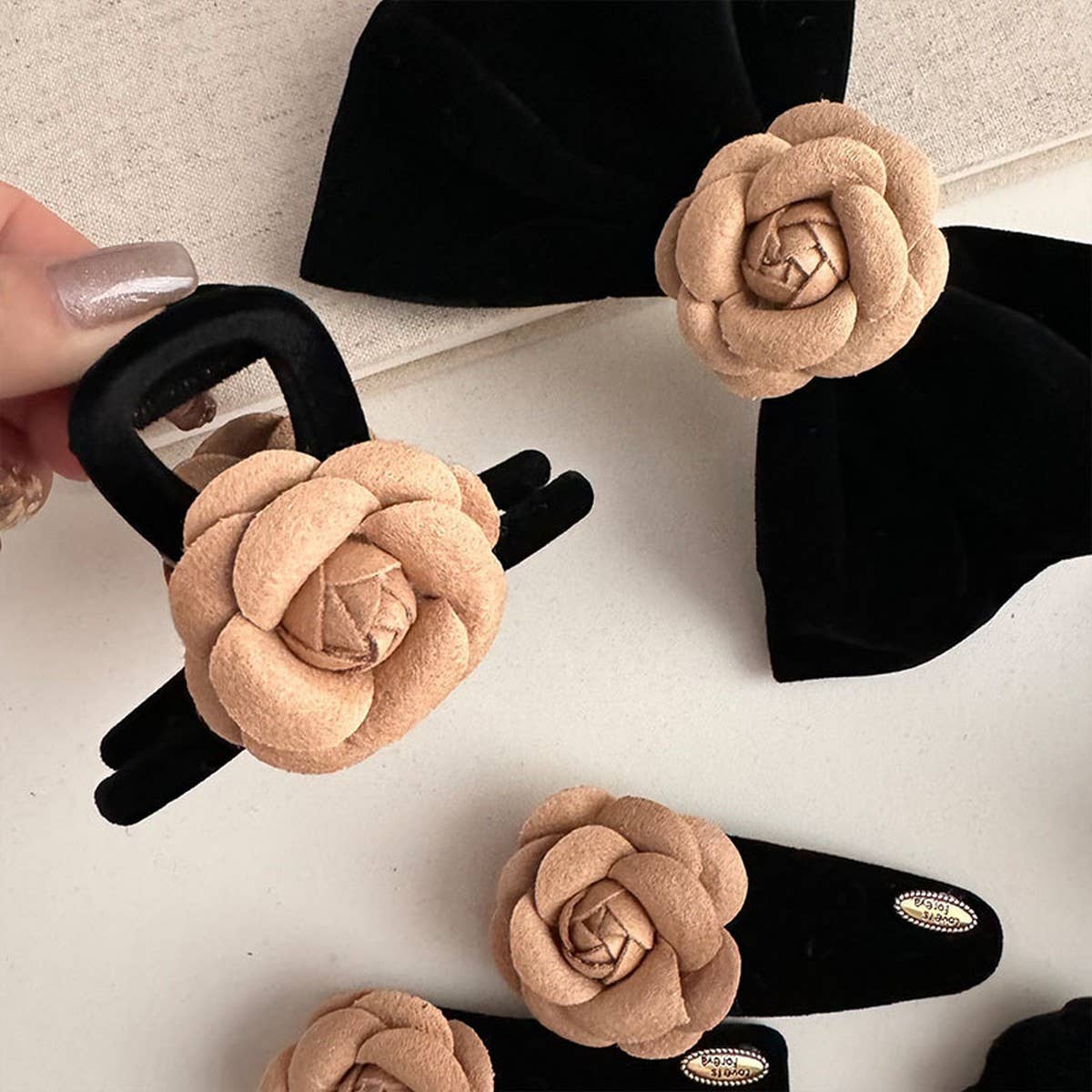 BLACK VELVET APRICOT CAMELLIA HAIR ACCESSORY_CWAHA4691