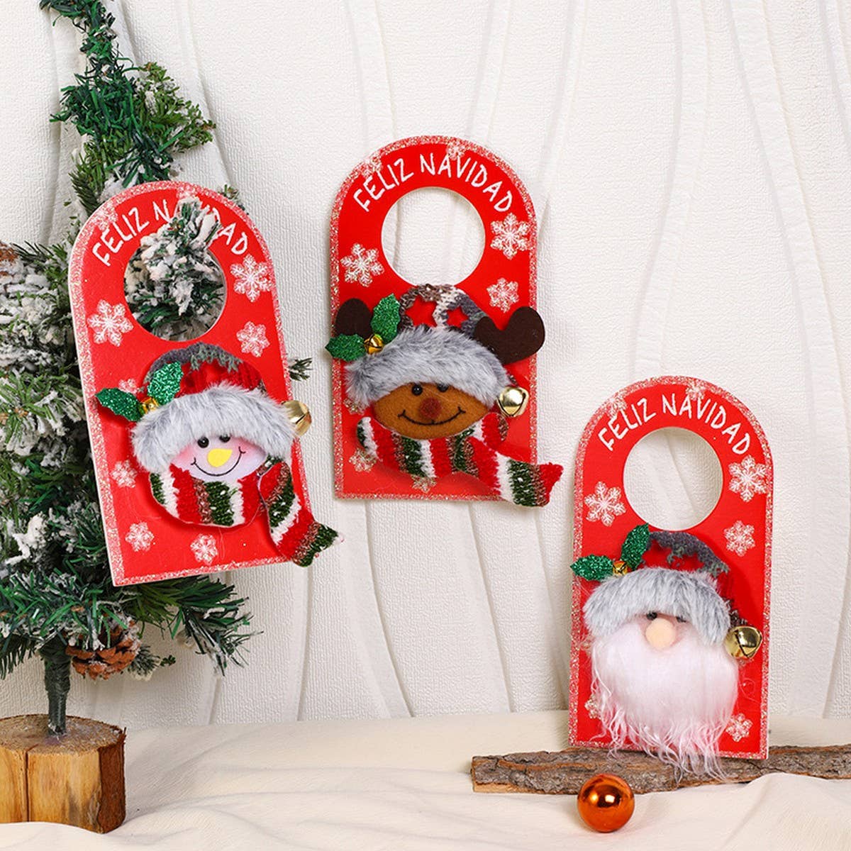 CHRISTMAS CARTOON HANGING WINDOW DECORATION