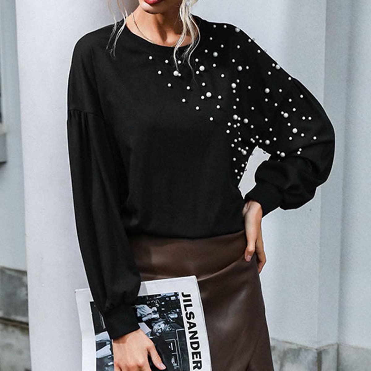 SOLID COLOR LOOSE BEADED CREW-NECK KNIT T-SHIRT