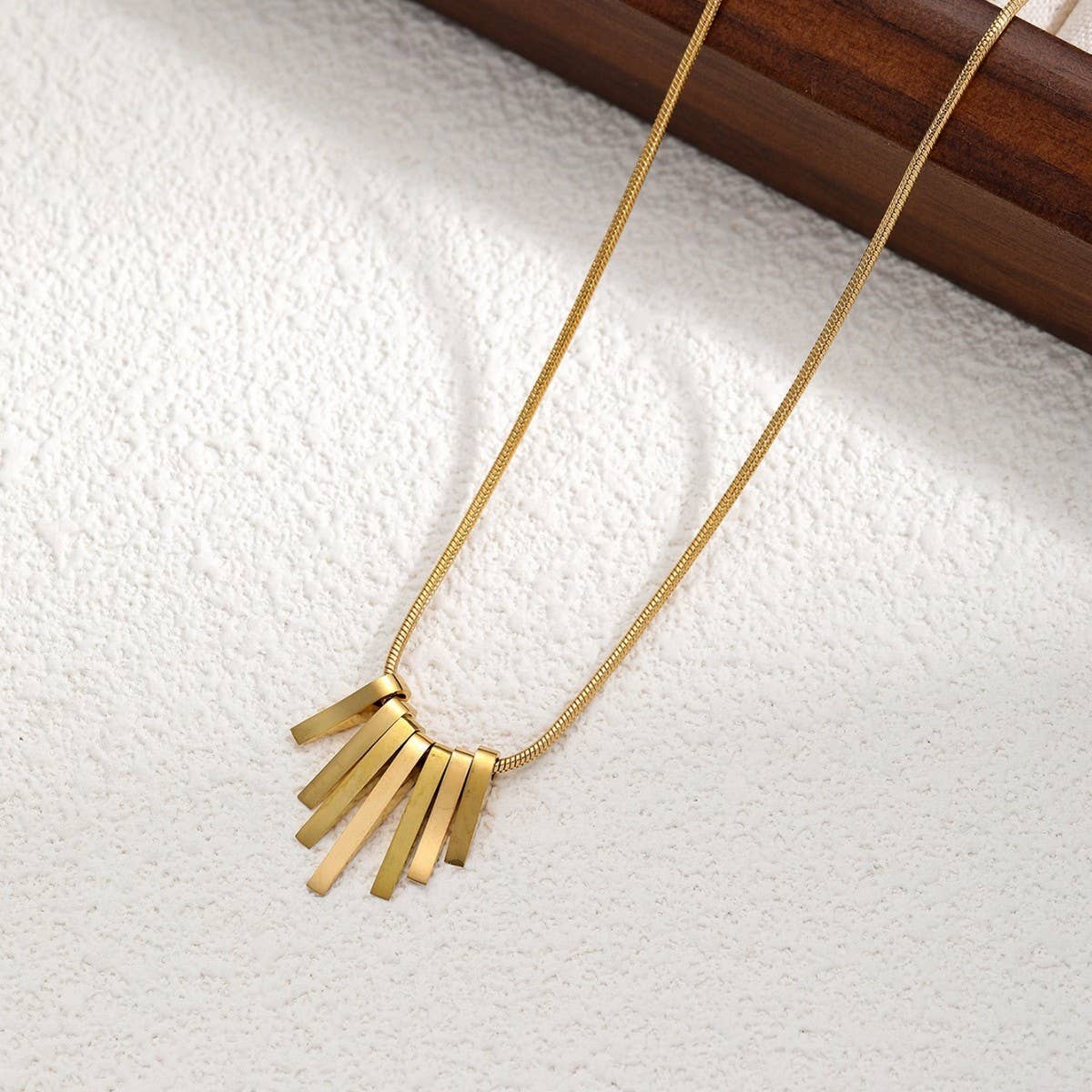 NICHE DESIGN TITANIUM STEEL NON-FADING NECKLACE_CWMM3576