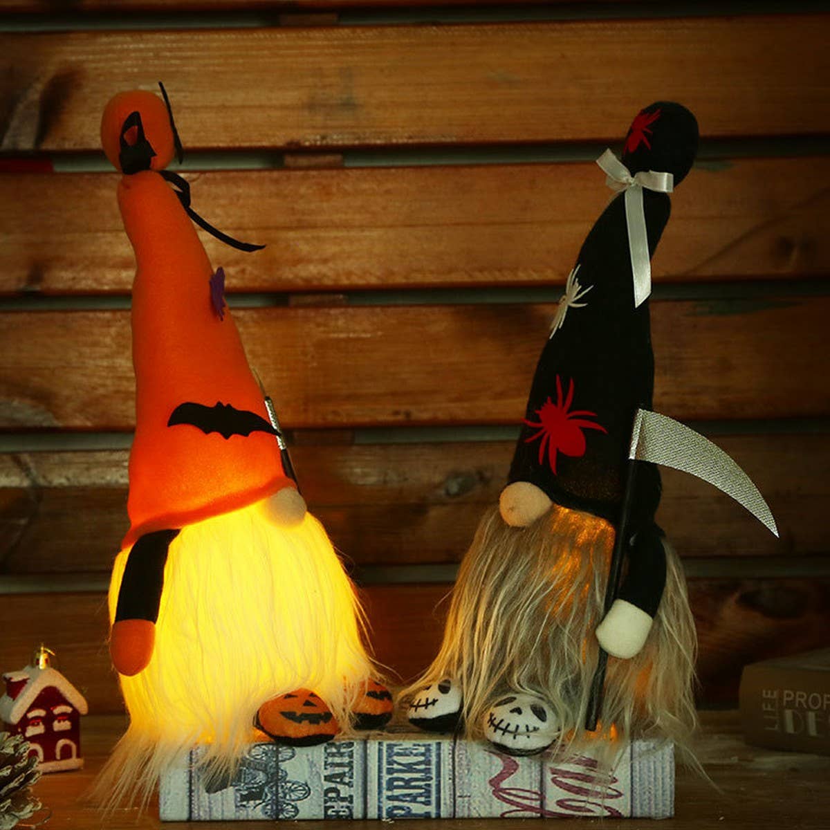 CWMM9477_HALLOWEEN SPIDER BAT RUDOLPH GLOWING DWARF DOLL