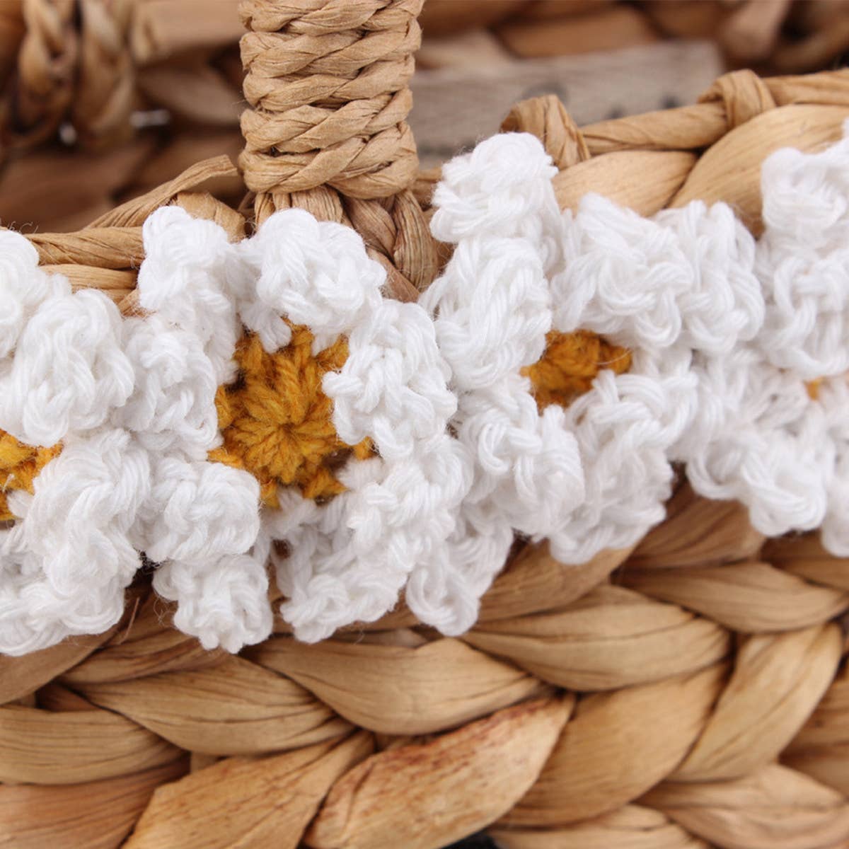 VERSATILE DAISY FLOWER HAND WOVEN SHOULDER BAG_CWAB2114