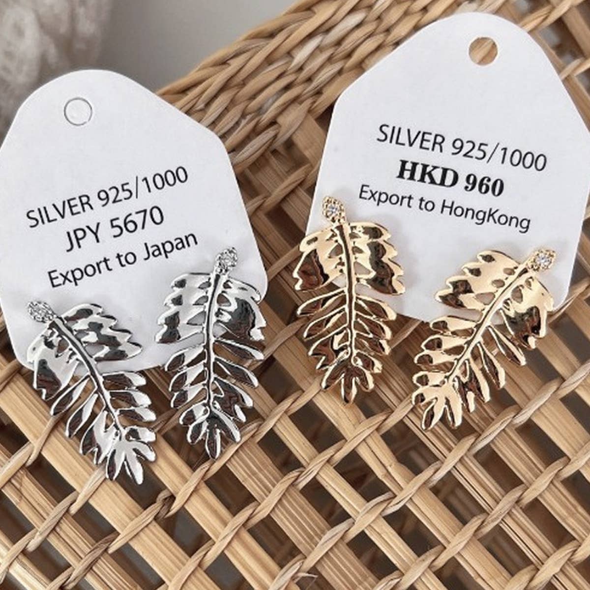 ADVANCED TREE LEAF EARRINGS AND EARRINGS_CWAJE1447