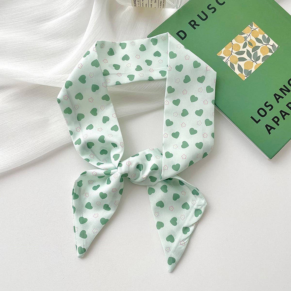 GREEN FRESH AND NARROW LONG FASHIONABLE HAIR BAND