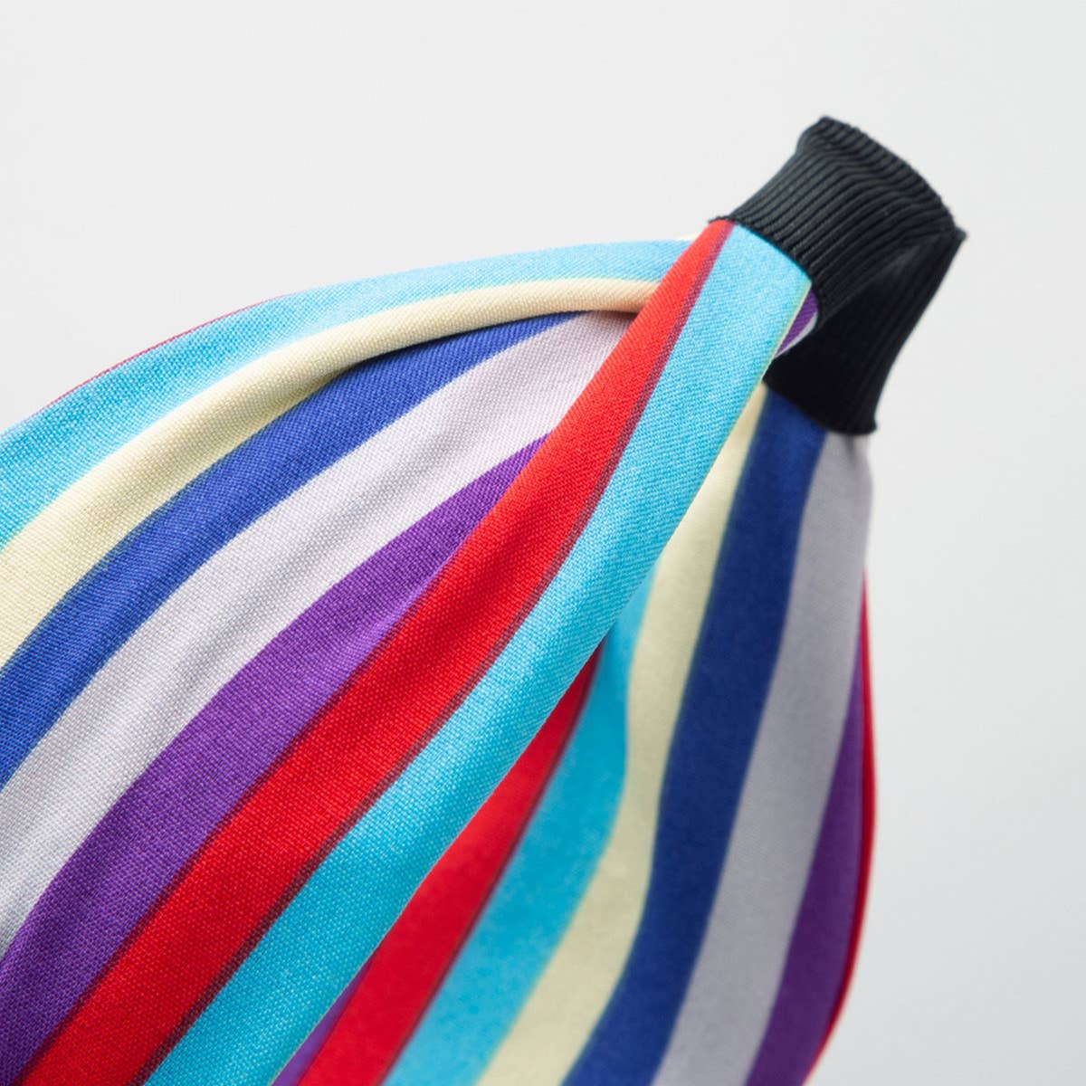 FASHIONABLE AND PERSONALIZED RAINBOW HEADBAND_CWAHA1789