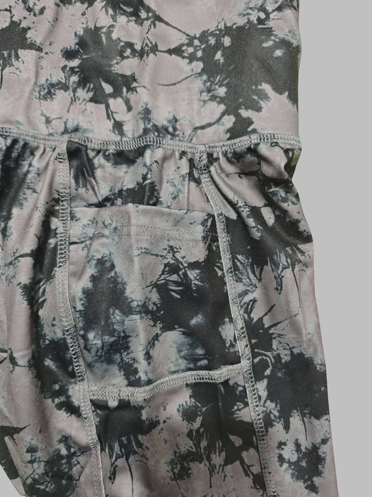 Three-breasted yoga pants and tight sports pants