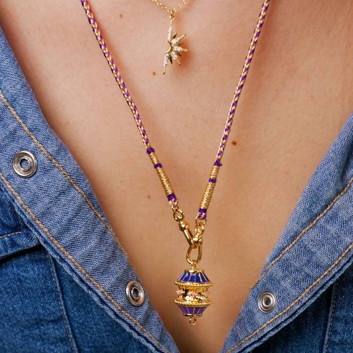 CREATIVE DOPAMINE TWIST IRREGULAR NECKLACE