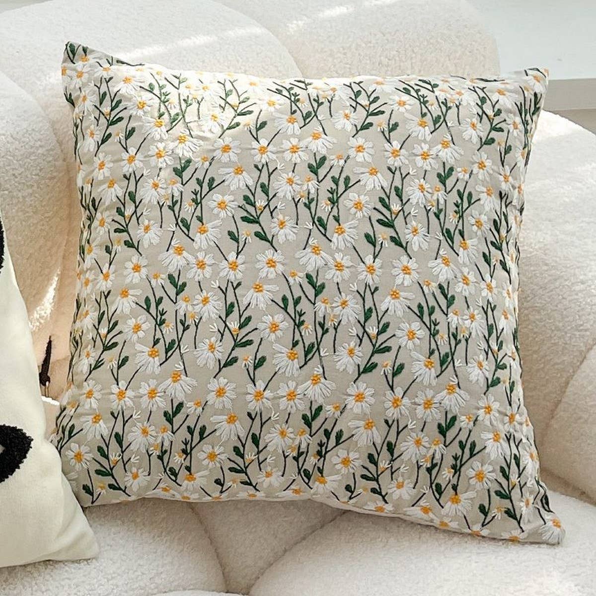 Nordic Pillow Cover with Insert for Sofa/Bed_CWMM7695