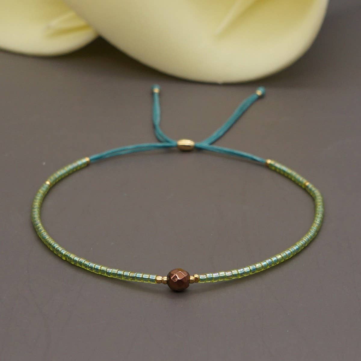 BOHEMIAN SEMI-PRECIOUS STONE BEADED BRACELET_CWAB4623