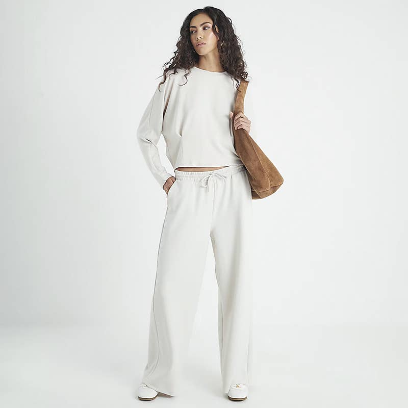 Round-neck straight-leg tie long pants set