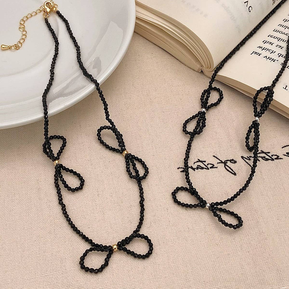 NEW STYLE BEADED BOW SIMPLE CLAVICLE NECKLACE_CWAJE3074