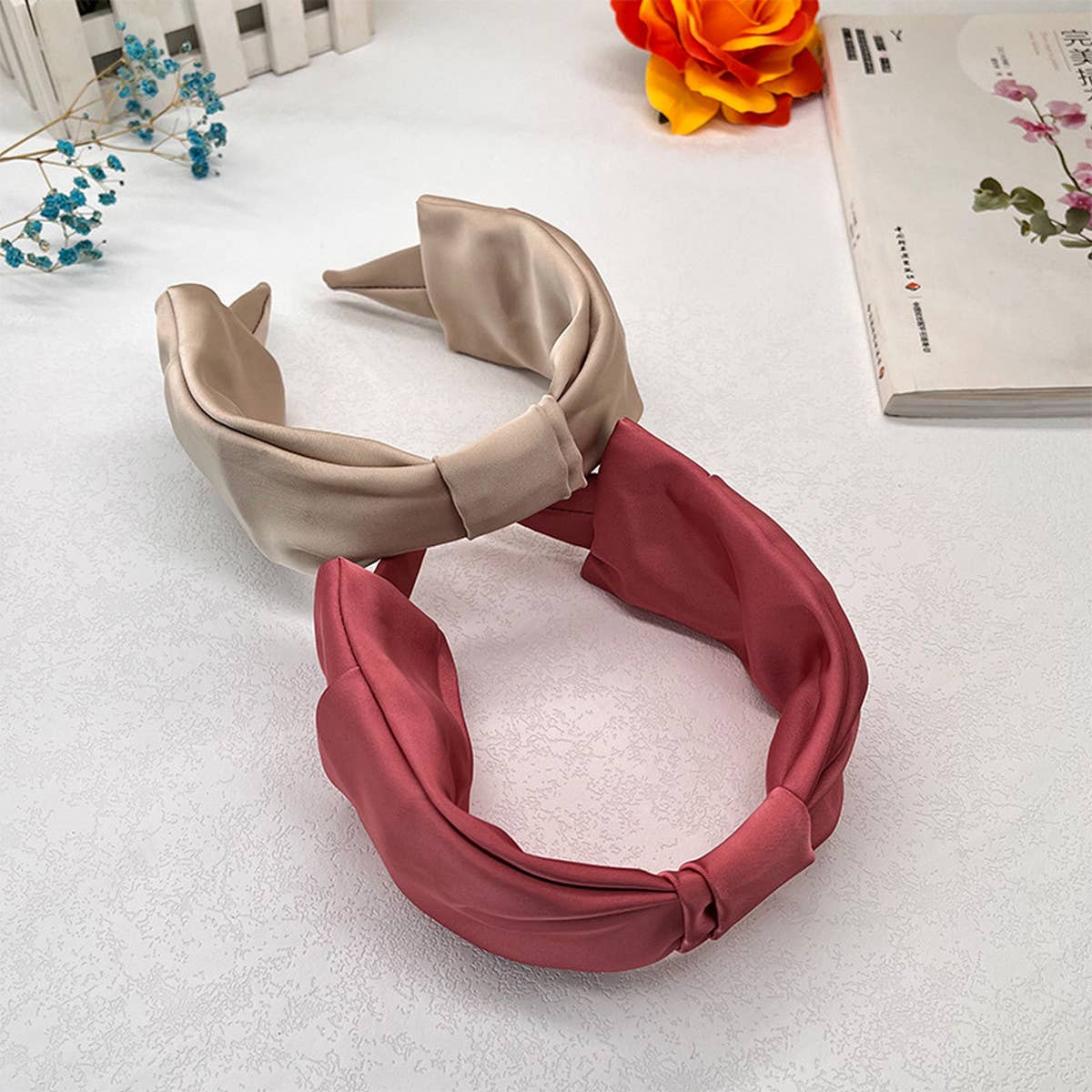 FASHIONABLE PLEATED SOLID COLOR BOW HEADBAND